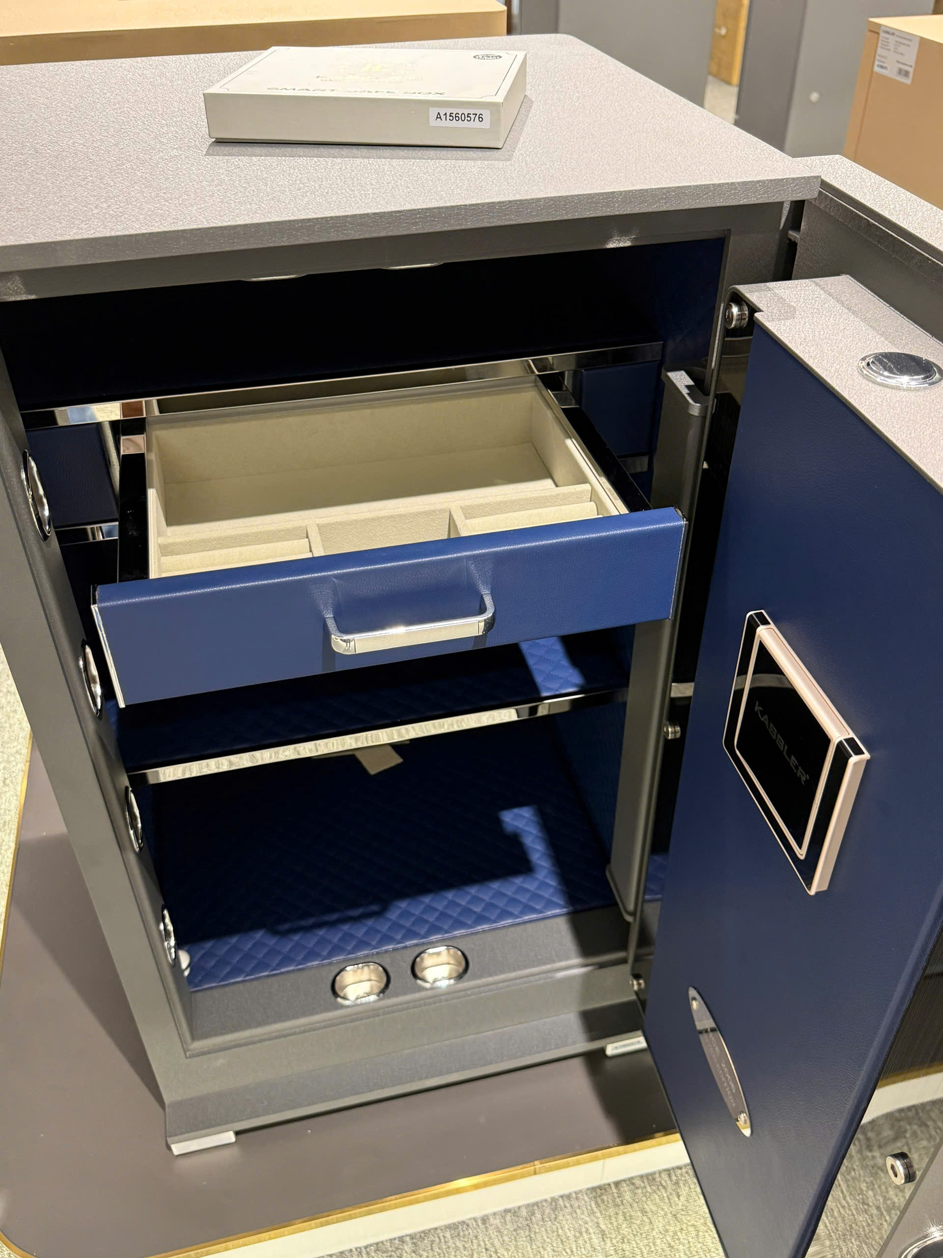 Két thông minh kassler kl-85ls7 BG sang trọng