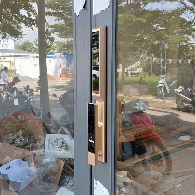 khóa điện tử cửa nhôm kính kaimi NF-01 faceID