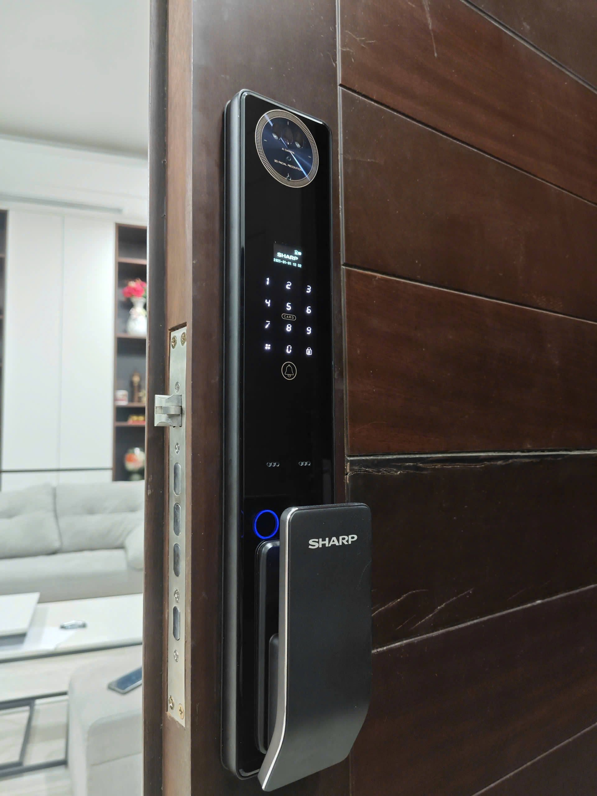 Khóa thông minh Sharp S7FV lắp tại công trình của khách hàng