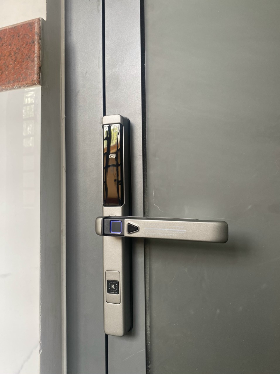 Khóa kassler KL-599 LX Gray sang trọng, an toàn và tiện lợi chuyên lắp cửa nhôm kính