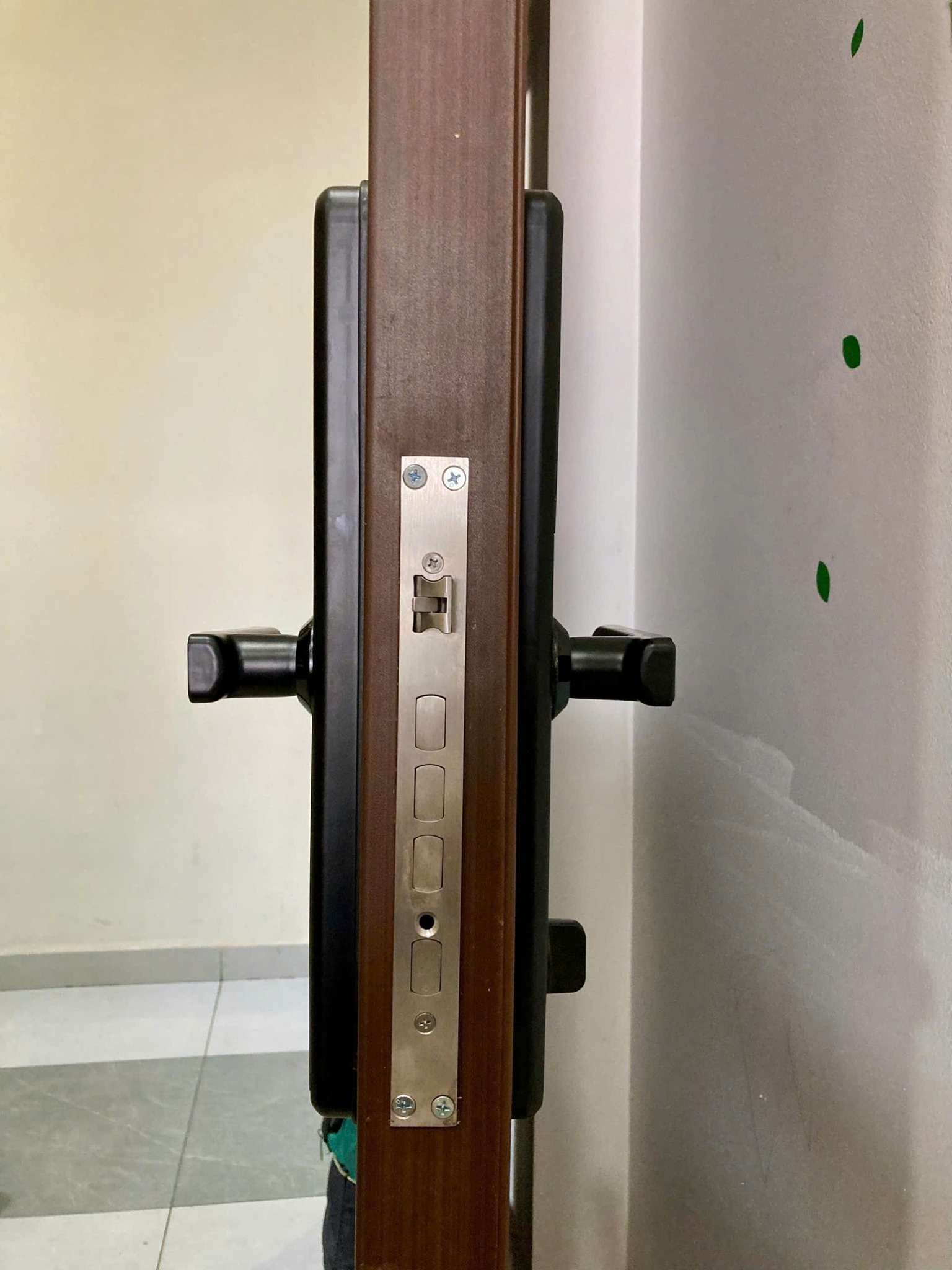 Khóa vân tay Kassler KL-566 ruột khóa