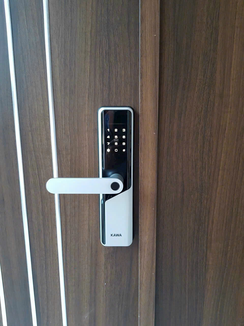 Khóa vân tay lắp Kawa K208 lắp cửa nhựa composite