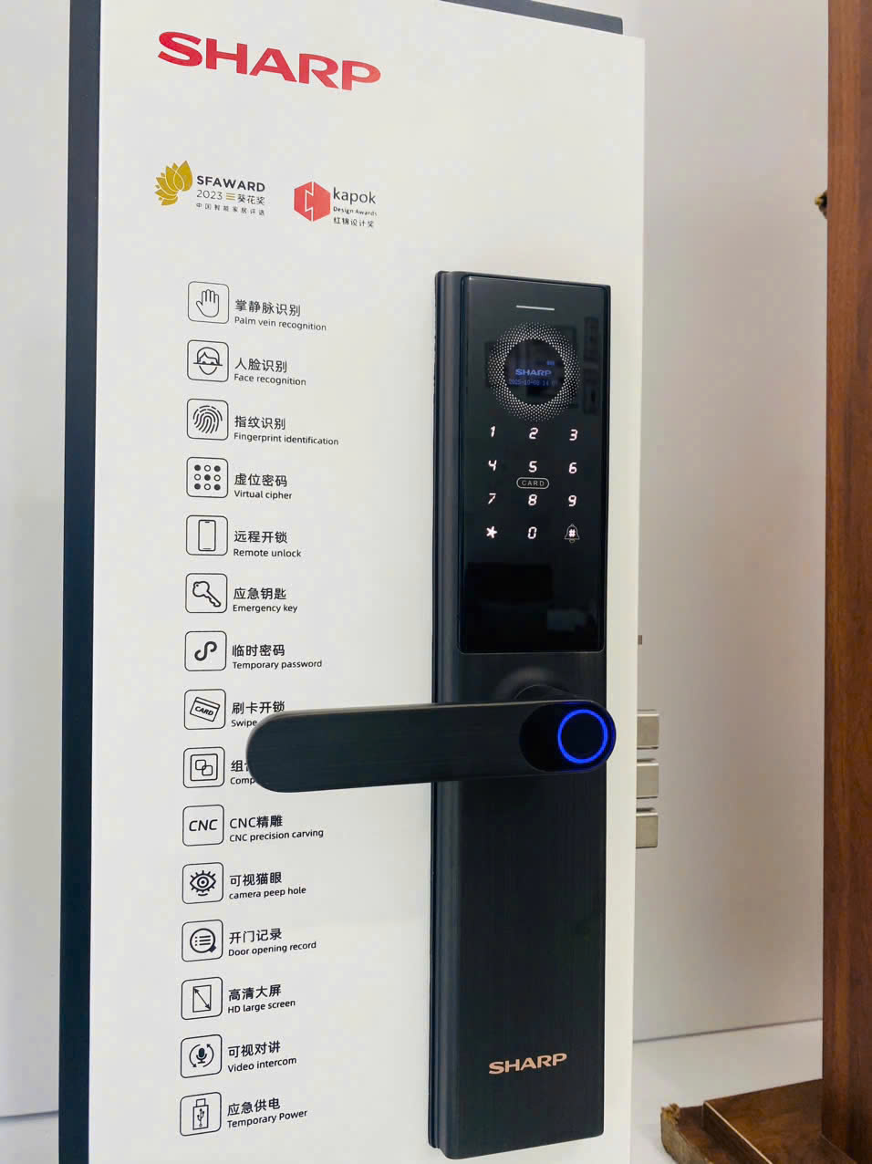 Ảnh thực tế Khóa vân tay Sharp A3B 