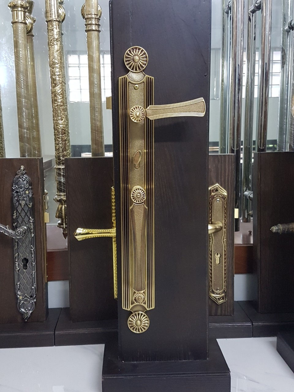 Khóa đại sảnh - 8521/H