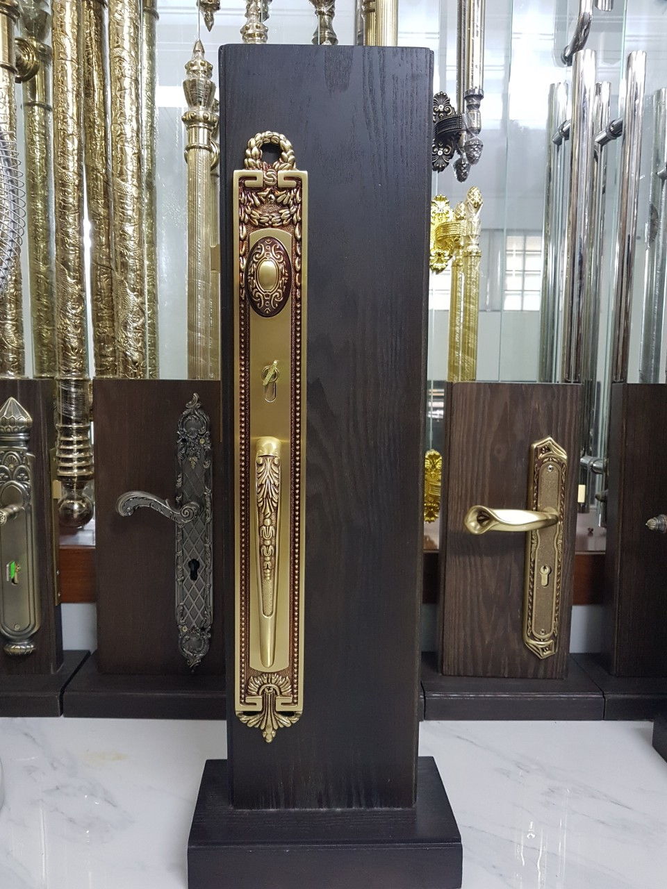 Khóa đại sảnh - 8509/B