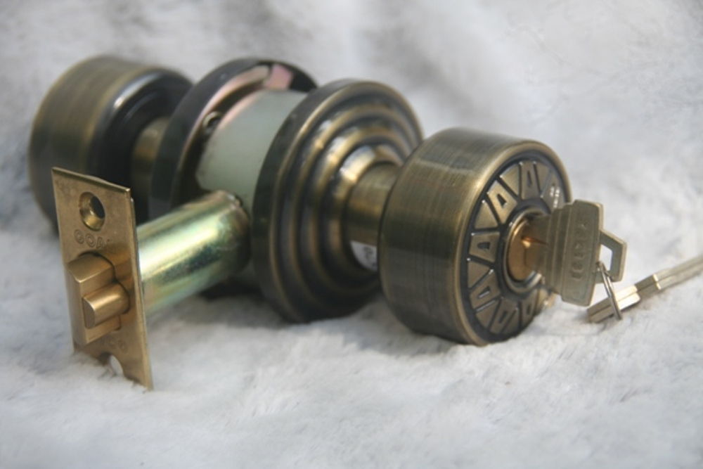 Khóa tay nắm tròn US 6 CAP 71
