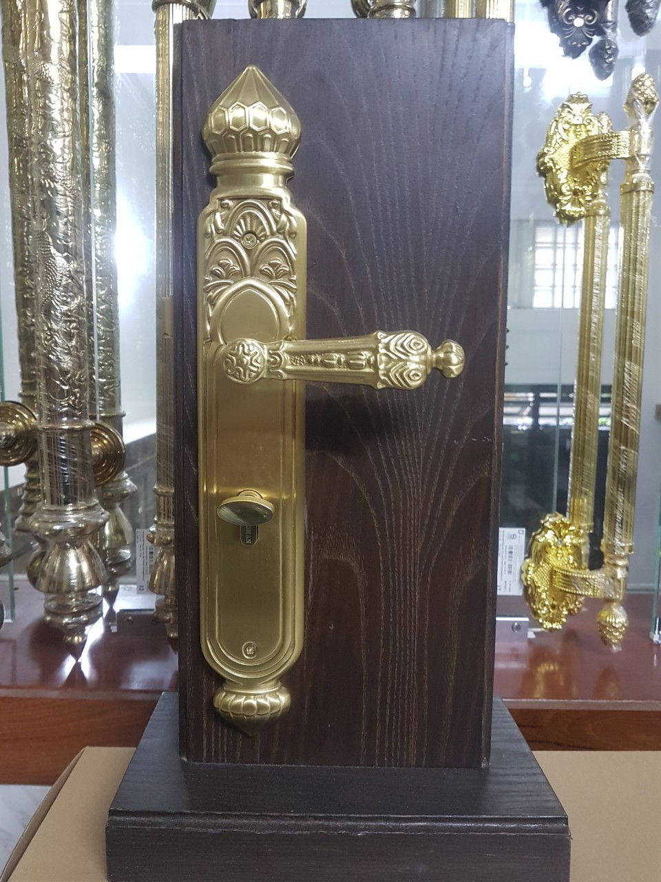 Khóa cửa - 1118