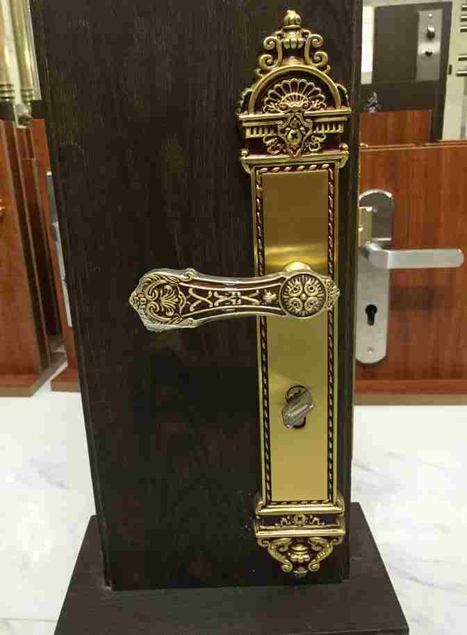 Khóa việt tiệp 04199