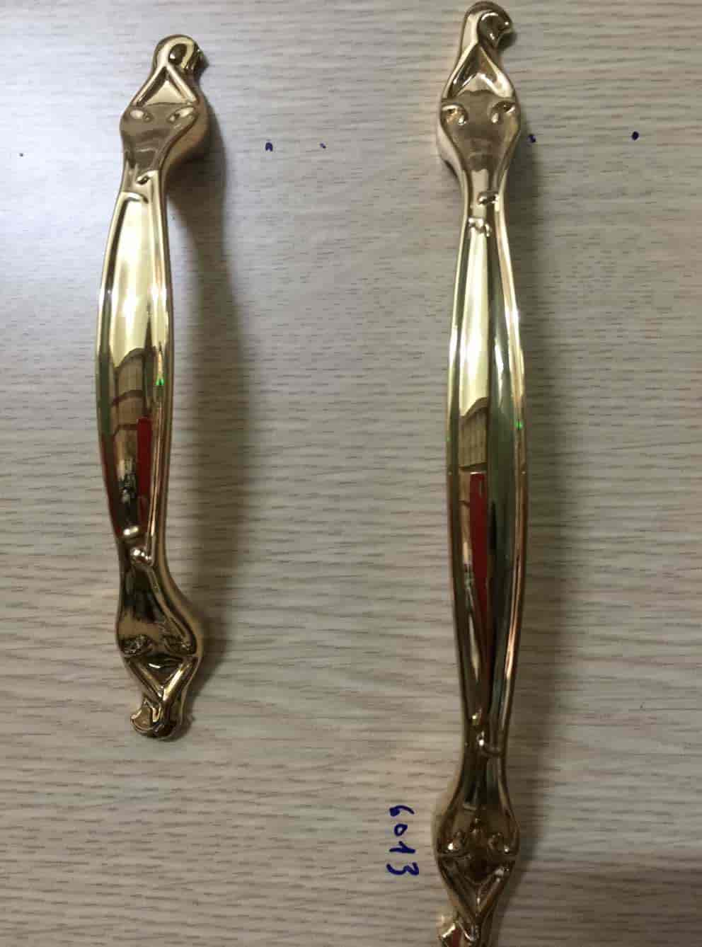 Tay nắm tủ - 6013