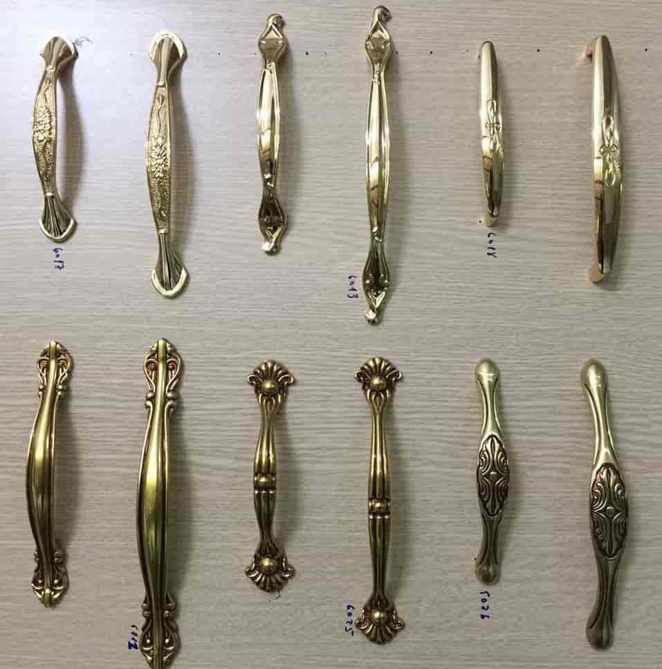 Tay nắm tủ đồng