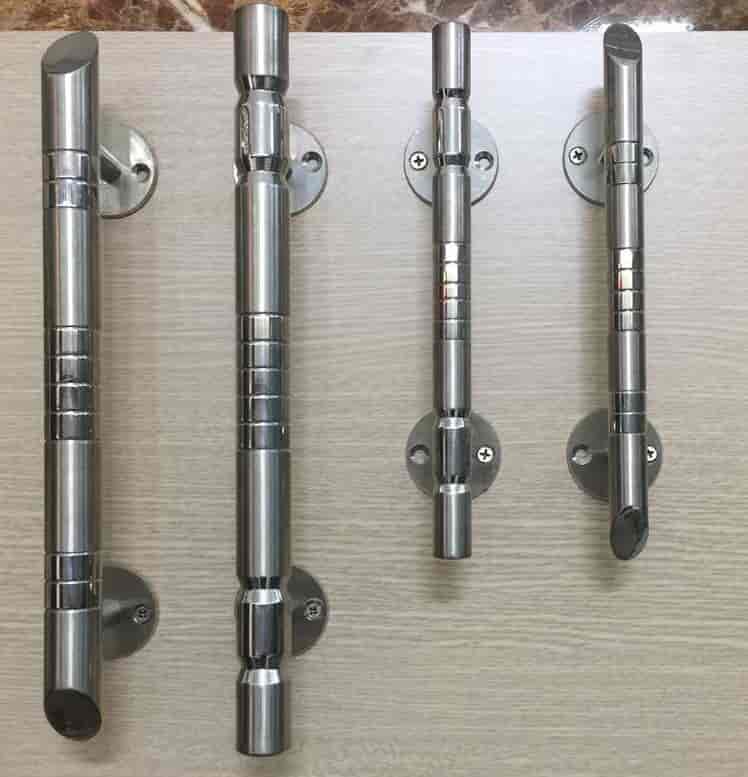 Tay nắm cửa kính - gỗ