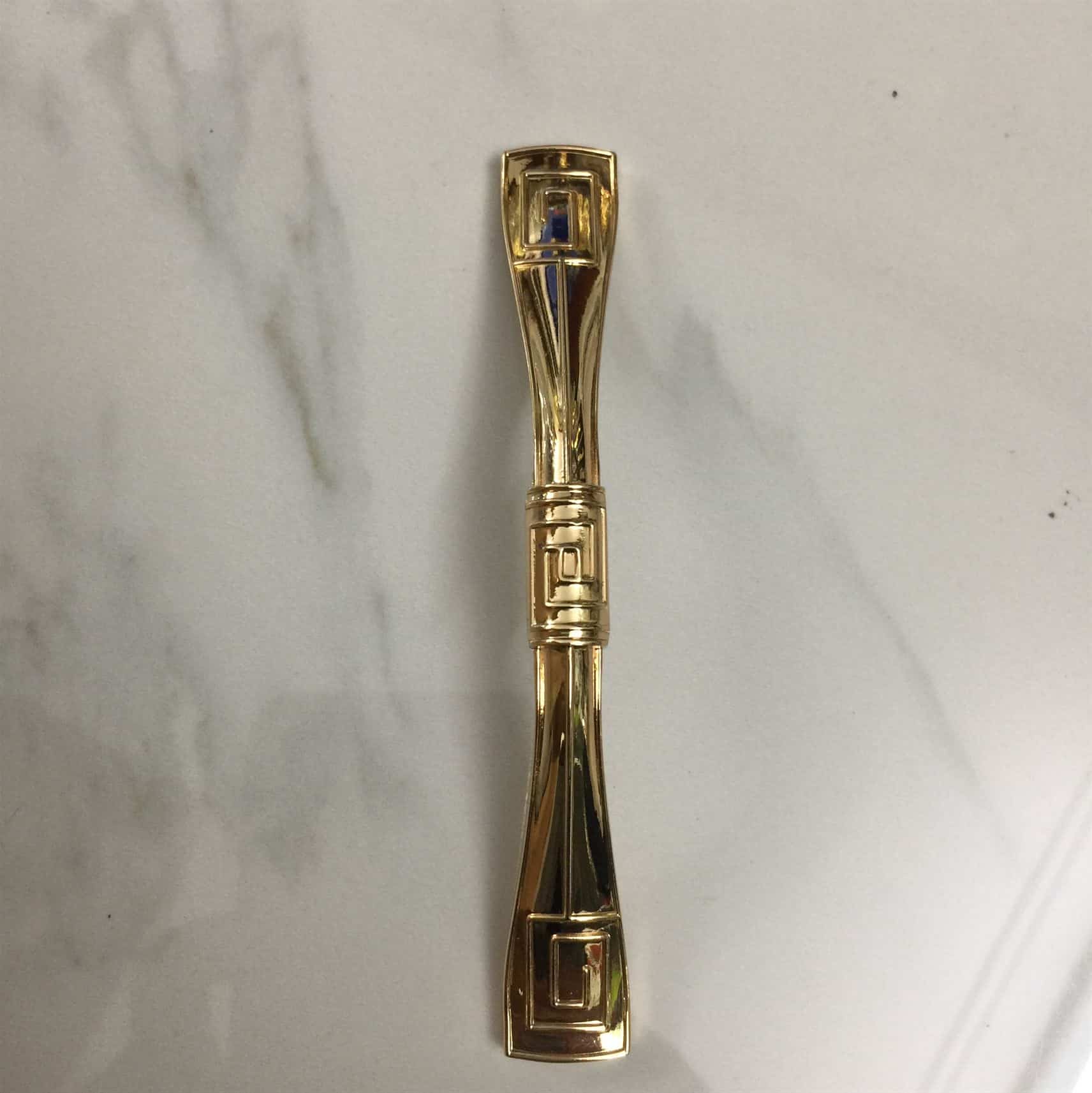 TAY NẮM TỦ - 711