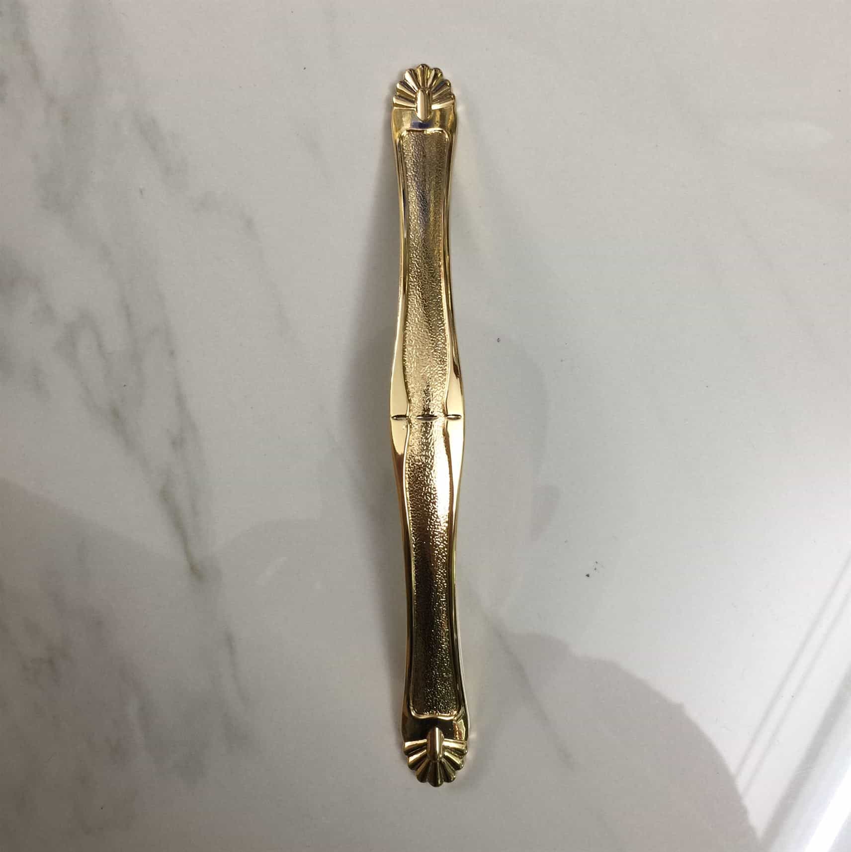 TAY NẮM TỦ - 773