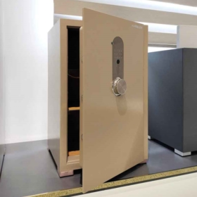 Két Kassler KL-65H8 Gold Sand